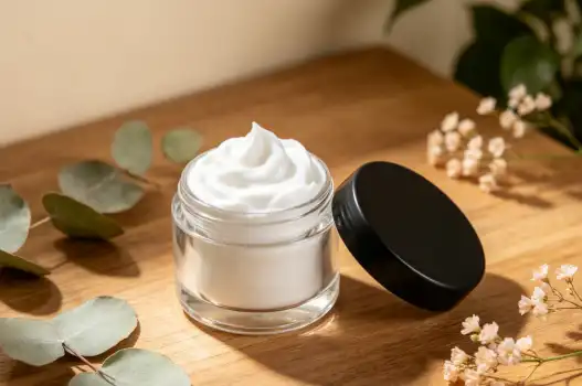 Glass vs Plastic Face Cream Jars Comparison